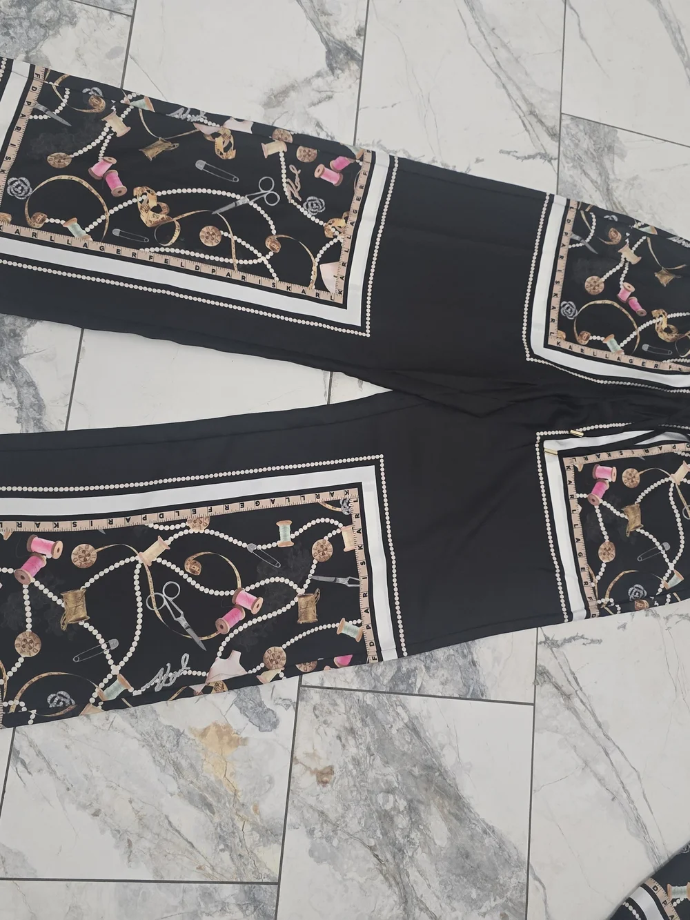 Karl Largfield Set - 2 Pieces - BRAND NEW - NWT